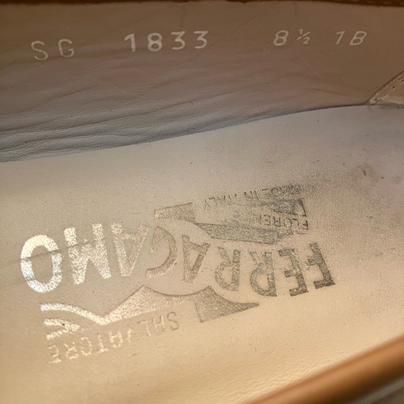 Salvatore Ferragamo Tan Stacked Heel with Gold/Silver Gancini Logo - Picture 7 of 14